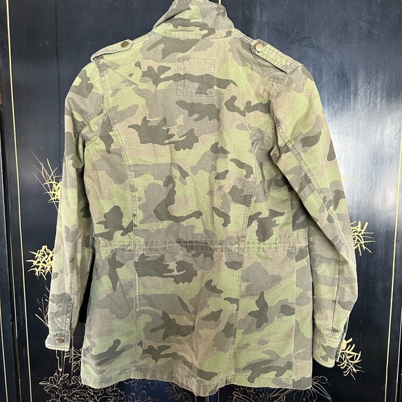 Camo jacket - Picture 2 of 2